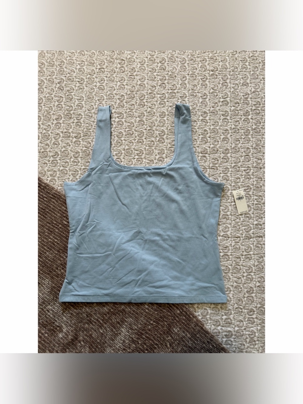 Old Navy Hug Double Layer Scoop Neck Tank - L - NWT!